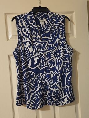NIC+ZOE Blue and White Sleeveless Printed V-Neck Camisole